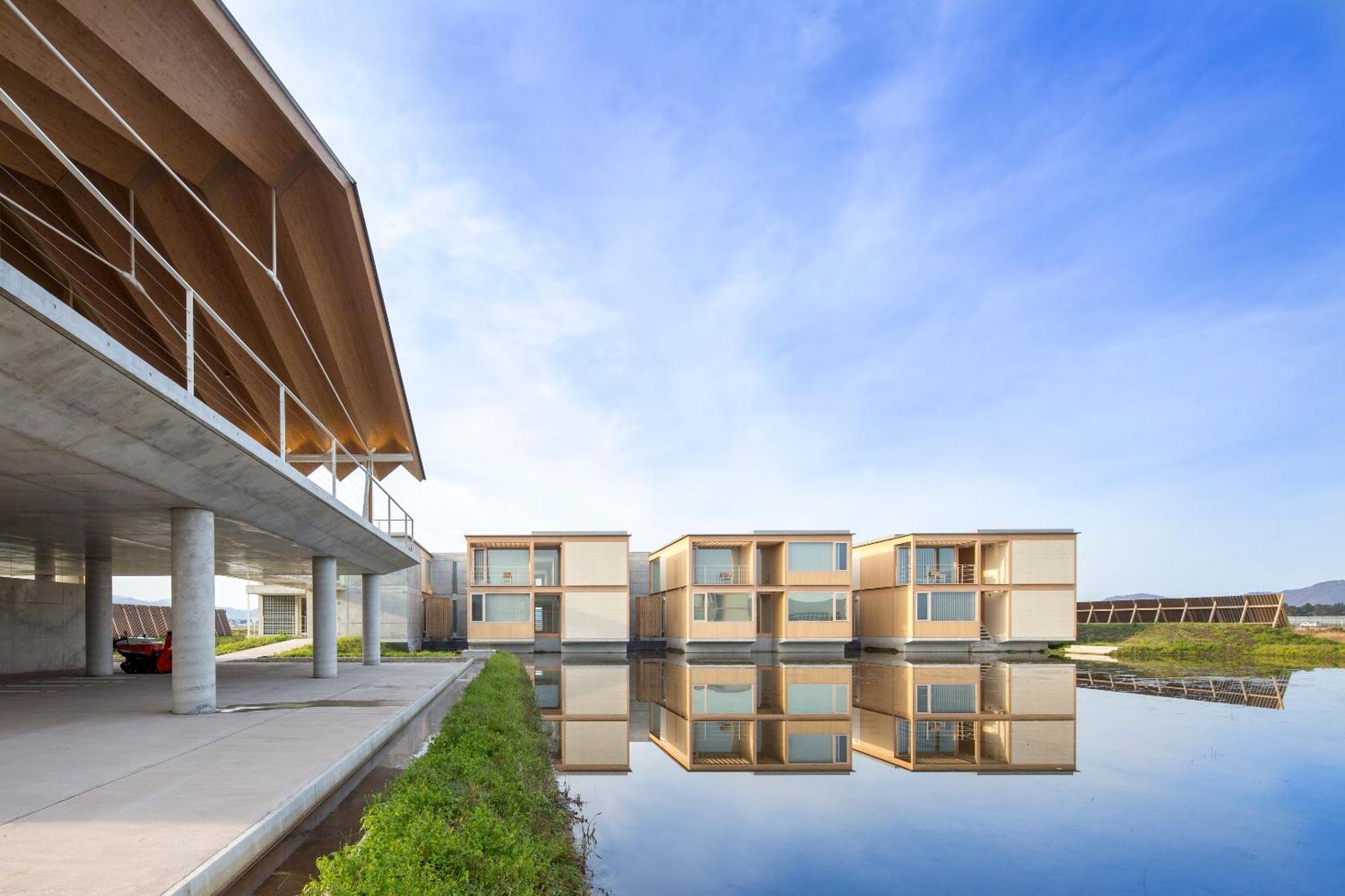 Shonai Hotel Suiden Terrasse Tsuruoka Buitenkant foto